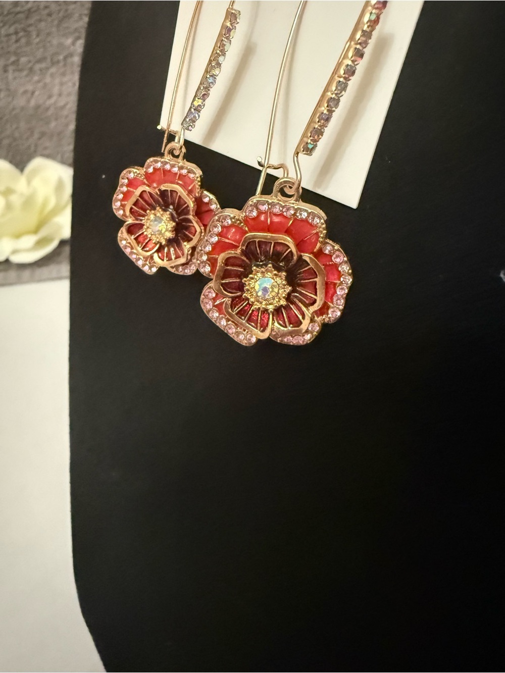 🌸Betsey Johnson Red and Gold Flower Earrings